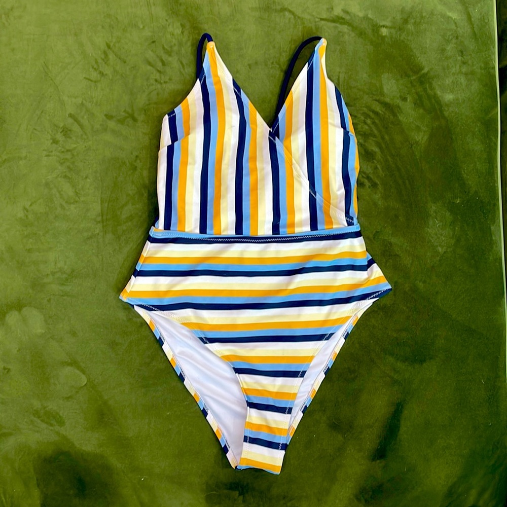 Cupshe One-Piece Swimsuit